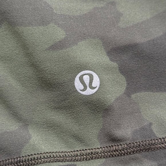 Lululemon Women's Hooded Define Jacket *Nulu - Green Camo - Picture 5 of 9